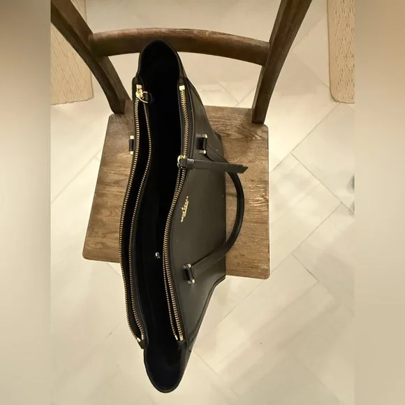 Kate Spade Tote - Picture 3 of 3